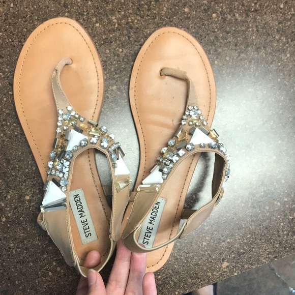 Steve Madden size 9 bejeweled sandals - Picture 1 of 5